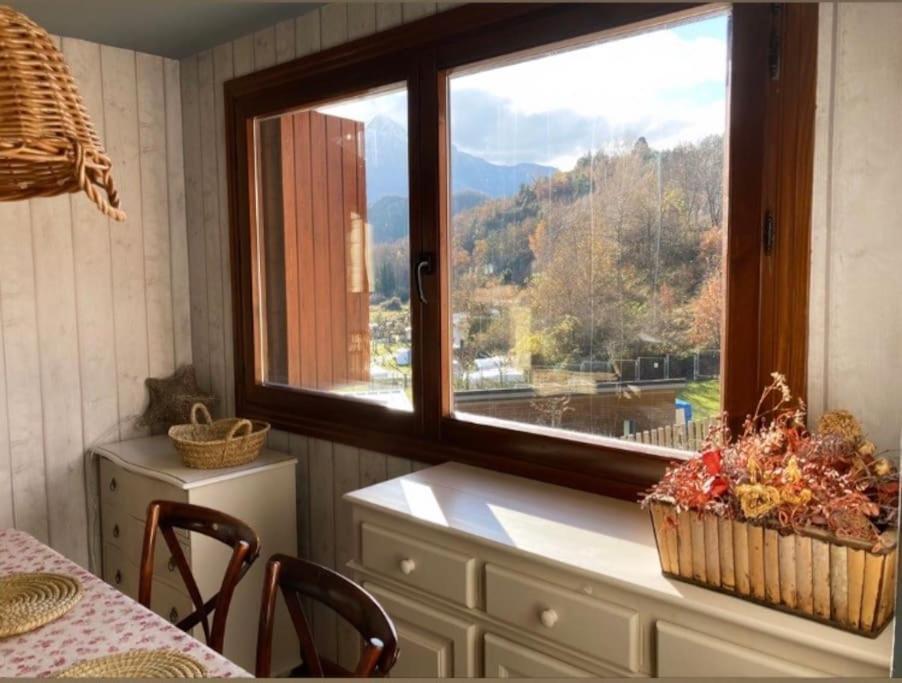 Elegante Apartamento En Escarrilla Con Vistas Al Valle Ngoại thất bức ảnh